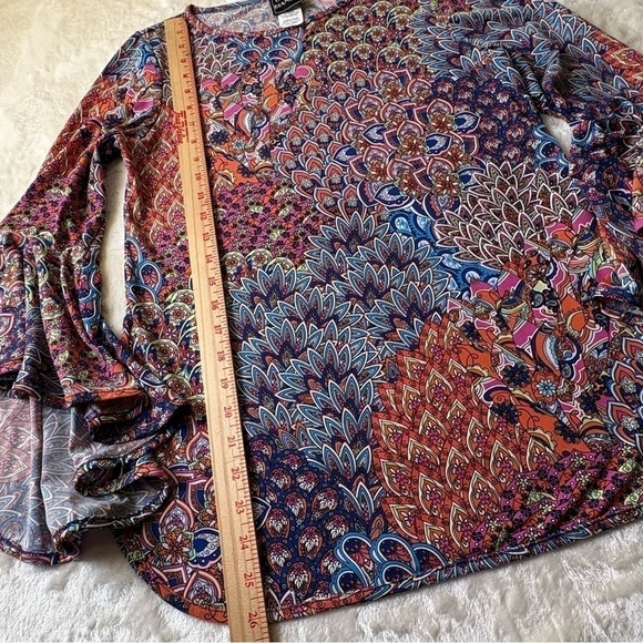 Hippie Boho Statement Piece Big Bell Sleeves
Rich Vibrant Multi Color EUC Small - Picture 7 of 13